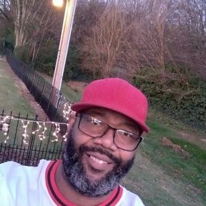 Meet your Posher, Raymond